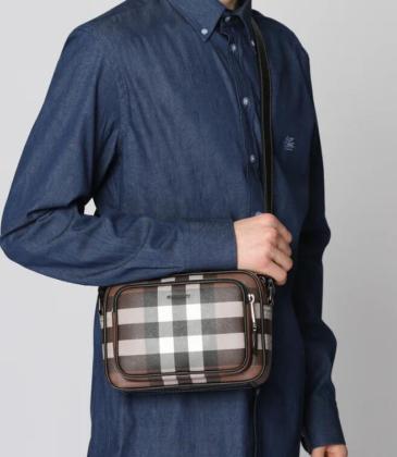 Burberry Messenger bag with check motif #A38453