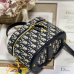 5The shape more refined  with makeup  adjustable shoulder straps  and hand-held Dior Bag small #A22900