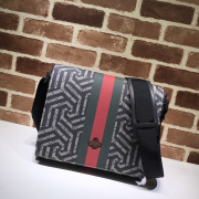 Gucci bee luxury brand men's bag waist bag #A26288