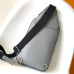 11Louis Vuitton Avenue Shoulder Bags #A22950