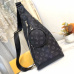 9Louis Vuitton Avenue Shoulder Bags #999934962