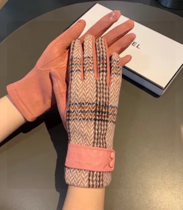 Burberry Glove #A42925