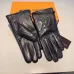 3Louis Vuitton Glove #A42896