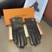 3Louis Vuitton Glove #A42900