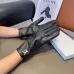 1Louis Vuitton Glove #A42900