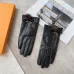 3Louis Vuitton Glove #A42906