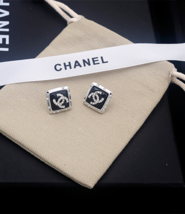 Chanel Earrings #99904810