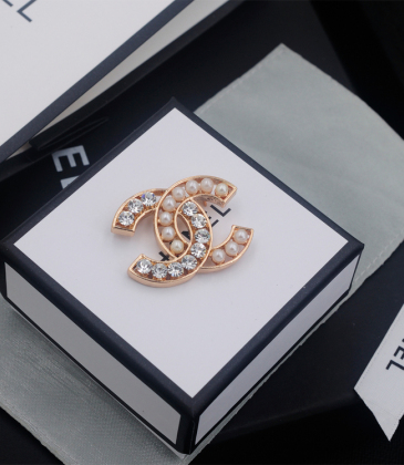 Chanel brooches #99904816