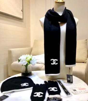 Chanel Hats, gloves, scarves #99899549