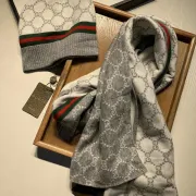 Gucci Wool knitted Scarf and cap #999909606