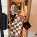 1Louis Vuitton Scarf #999930067