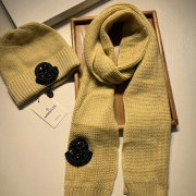 Moncler Wool knitted Scarf and cap #999909573