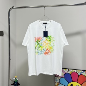 Louis Vuitton T-Shirts for AAAA Louis Vuitton T-Shirts #A34879