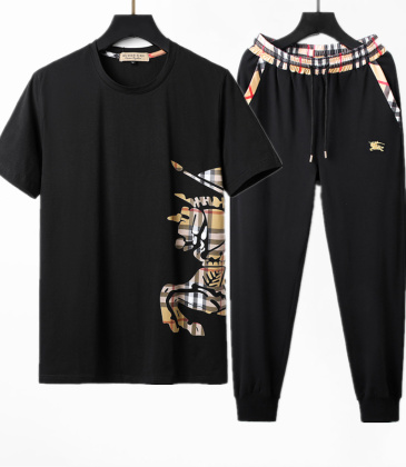 Burberry Tracksuits for Burberry Short Tracksuits for men #999921642
