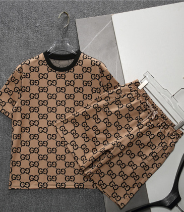 Gucci Tracksuits for Gucci short tracksuits for men #A36387