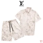 Louis Vuitton tracksuits for Louis Vuitton short tracksuits for men #A24075