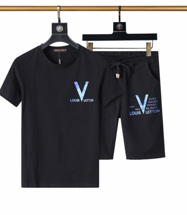 Louis Vuitton tracksuits for Louis Vuitton short tracksuits for men #A21732