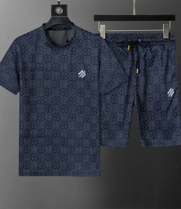 Louis Vuitton tracksuits for Louis Vuitton short tracksuits for men #A45350