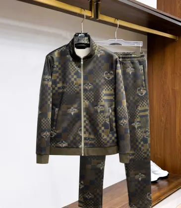 Louis Vuitton tracksuits for Men long tracksuits #A44972