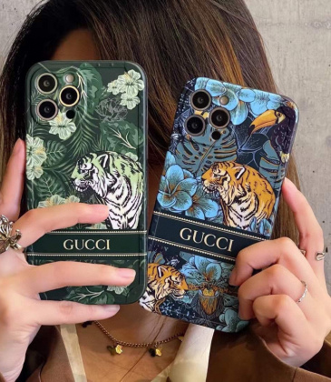 Gucci Iphone Case #999926177