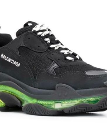 Balenciaga shoes for Balenciaga Unisex Shoes #9875181