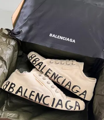 Balenciaga shoes for Balenciaga Unisex Shoes #A41790