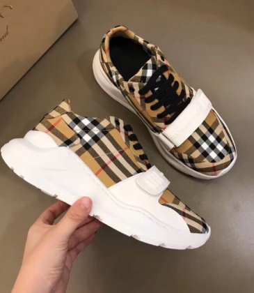 Burberry Shoes for Men's Sneakers #999901394