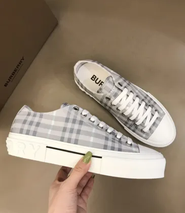 Burberry Shoes for Men's and women Sneakers #A40239