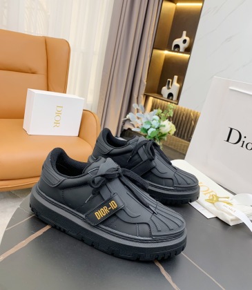 Dior Shoes for Women's Sneakers #999901165