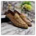 8Gucci Shoes for Gucci Unisex Shoes #99900507