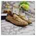 9Gucci Shoes for Gucci Unisex Shoes #99900507