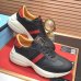 6Gucci Shoes for Gucci Unisex Shoes #99905173