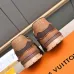 9Louis Vuitton Shoes for Louis Vuitton Unisex Shoes #A44518