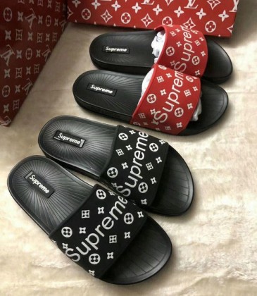 Louis Vuitton Slippers for Men and Women #9131132