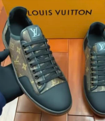 Louis Vuitton Shoes for Men's Louis Vuitton Sneakers #99902431