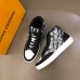 7Louis Vuitton Shoes for Men's Louis Vuitton Sneakers #999918450