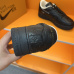 9Louis Vuitton Shoes for Men's Louis Vuitton Sneakers #999932127