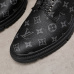 9Louis Vuitton Shoes for Men's Louis Vuitton Sneakers #999932892