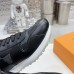 4Louis Vuitton Shoes for Men's Louis Vuitton Sneakers #A26922