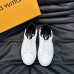 8Louis Vuitton Shoes for Men's Louis Vuitton Sneakers #A29366