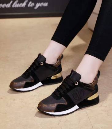 Louis Vuitton Shoes for Women #841442