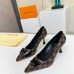 5Louis Vuitton Shoes for Women's Louis Vuitton Pumps #A26862