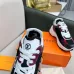 9Louis Vuitton Run Shoes for Women's Louis Vuitton Sneakers #A43628