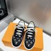 7Louis Vuitton Shoes for Women's Louis Vuitton Sneakers #A24043