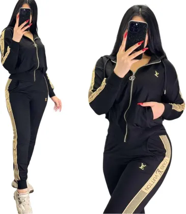 Louis Vuitton new Fashion Tracksuits for Women #A45552